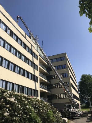 Instalace fotovoltaické elektrárny na administrativní budovu IPOS.