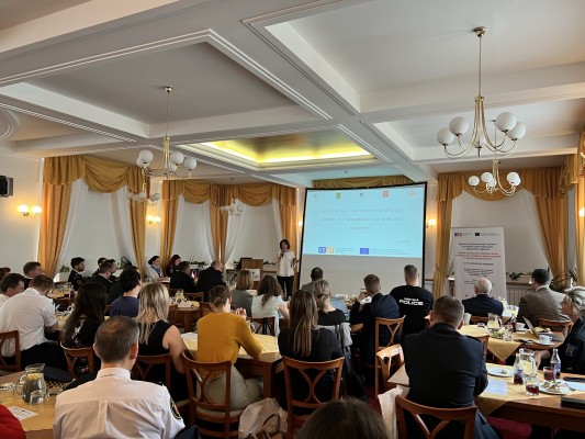 Závěrečná konference