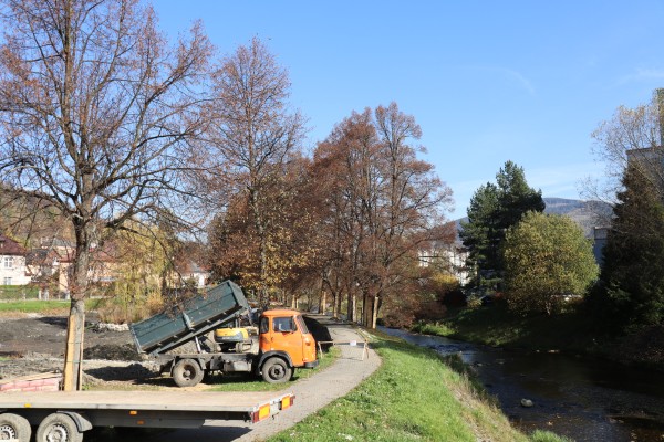 Stavební práce v rámci revitalizace lokality