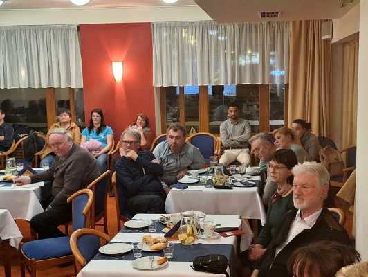 Děkujeme, že jste přišli na kafíčko a slovíčko